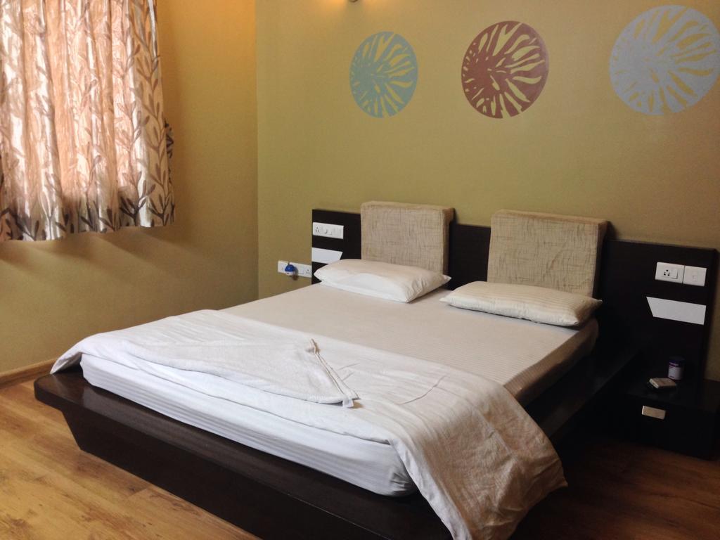 Park Inn Hospitality Apartment Bangalore Bilik gambar